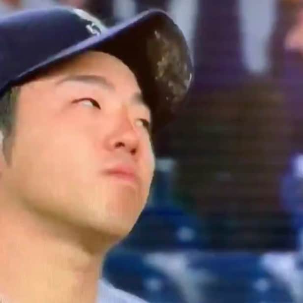 Seattle Mariners pitcher Yusei Kikuchi puts entire container of pine tar on his hat, nearly